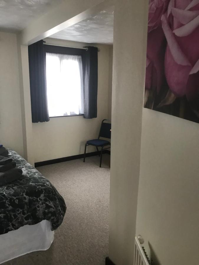 Dolphin Hotel Public House ويموث المظهر الخارجي الصورة