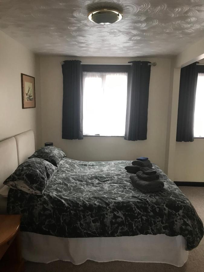 Dolphin Hotel Public House ويموث المظهر الخارجي الصورة